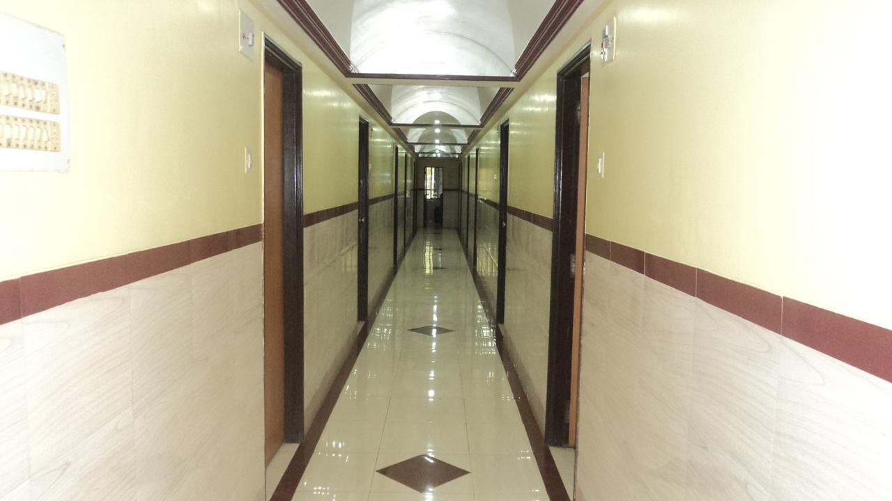 Girija Payyade Hotel Kalyān Dış mekan fotoğraf